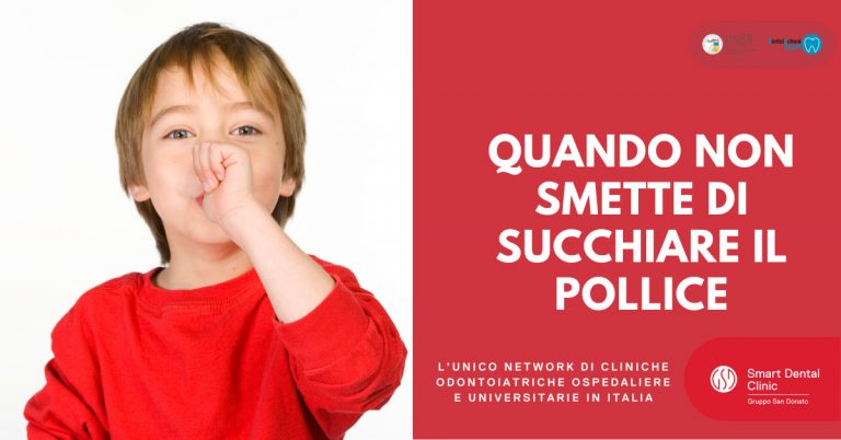 Bambino che si succhia il pollice